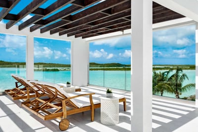 Luxury Villa Photo #15