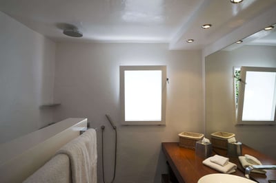 Luxury Villa Photo #17