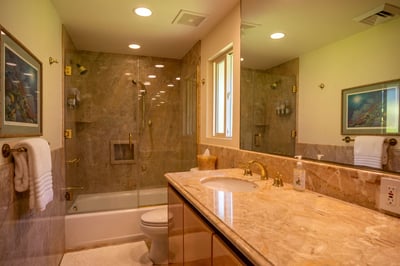 Luxury Villa Photo #17