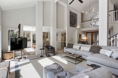 Luxury Villa Photo #22