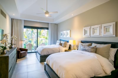 Luxury Villa Photo #29