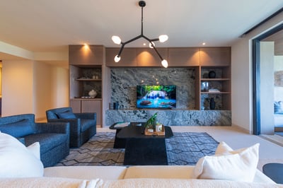 Luxury Villa Photo #10