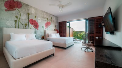 Luxury Villa Photo #27