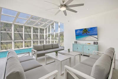 Luxury Villa Photo #5