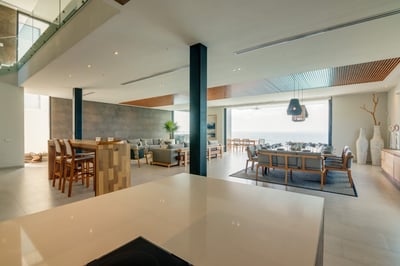 Luxury Villa Photo #14