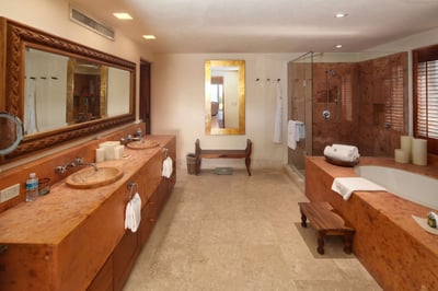 Luxury Villa Photo #23