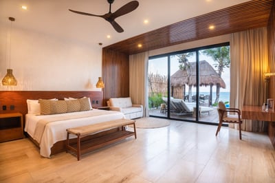 Luxury Villa Photo #46