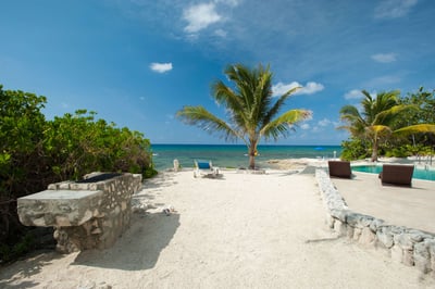 Luxury Villa Photo #5
