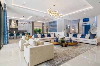 Luxury Villa Photo #19