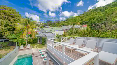 Luxury Villa Photo #18