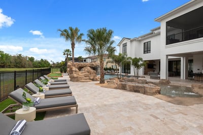 Luxury Villa Photo #14