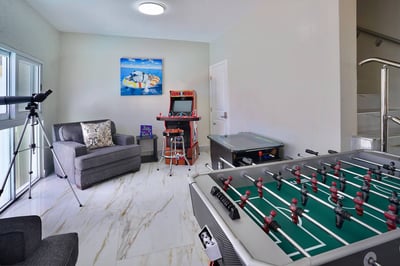 Luxury Villa Photo #24