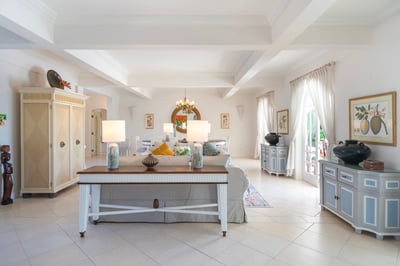 Luxury Villa Photo #10