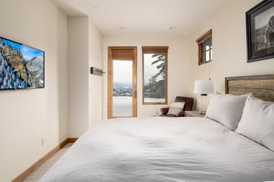 Luxury Villa Photo #20