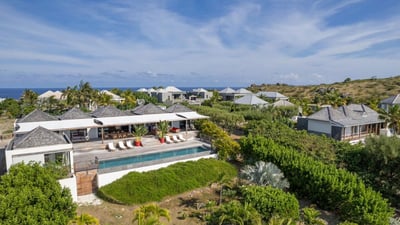 Luxury Villa Photo #5