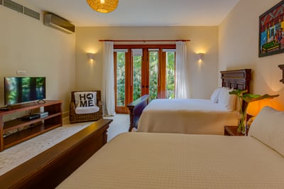 Luxury Villa Photo #47