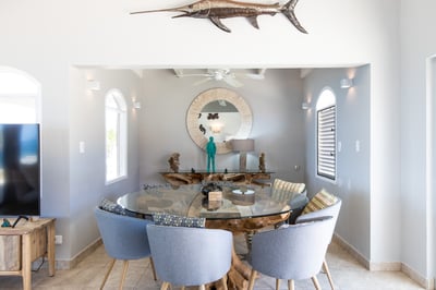 Luxury Villa Photo #15