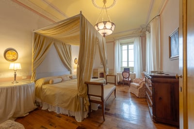 Luxury Villa Photo #33