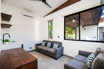 Luxury Villa Photo #30