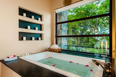 Luxury Villa Photo #22