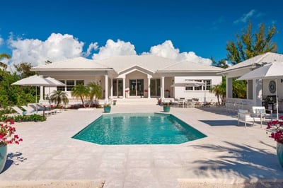 Luxury Villa Photo #9