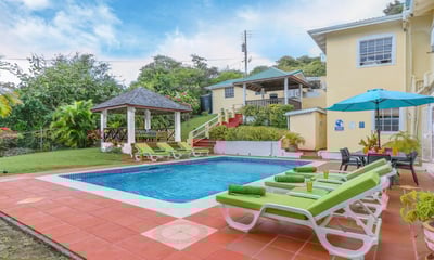 Cap Estate,Villa Decaj