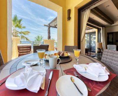 Luxury Villa Photo #3
