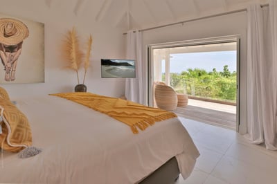 Luxury Villa Photo #49
