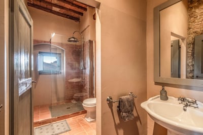 Luxury Villa Photo #18