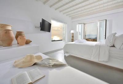 Luxury Villa Photo #34