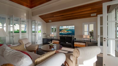 Luxury Villa Photo #28