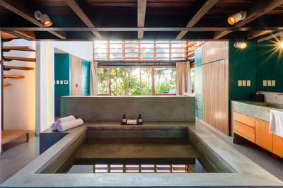 Luxury Villa Photo #26