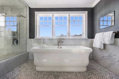 Luxury Villa Photo #30