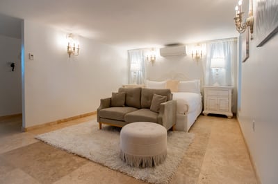 Luxury Villa Photo #53