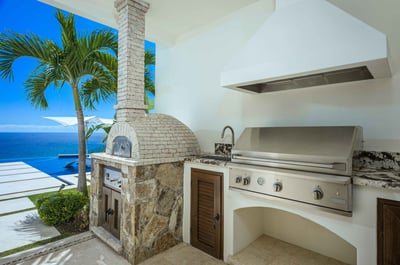 Luxury Villa Photo #17