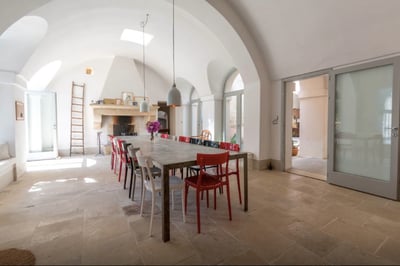 Luxury Villa Photo #13