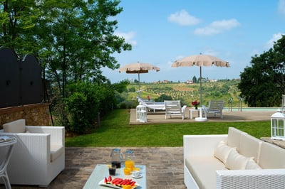 Luxury Villa Photo #4