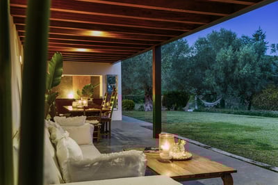 Luxury Villa Photo #28