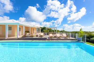 Luxury Villa Photo #10