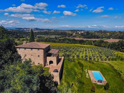 Luxury Villa Photo #4