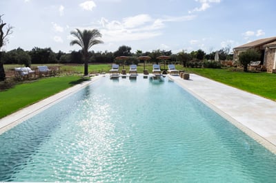 Luxury Villa Photo #2
