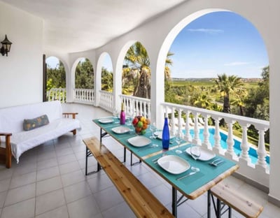 Luxury Villa Photo #7