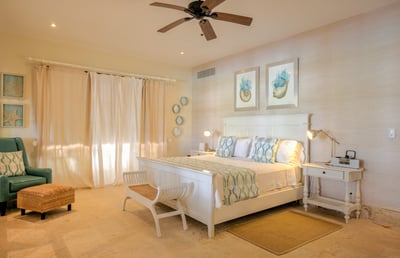 Luxury Villa Photo #33