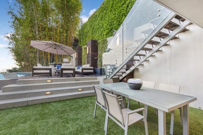 Luxury Villa Photo #17