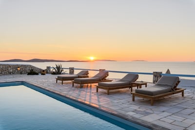 Luxury Villa Photo #11
