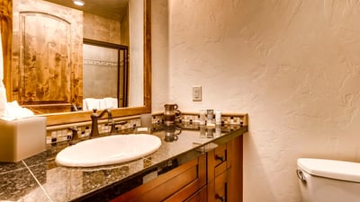 Apartment, bathroom