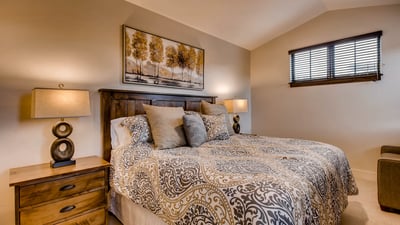 King suite 2 on upper level