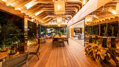 Luxury Villa Photo #30