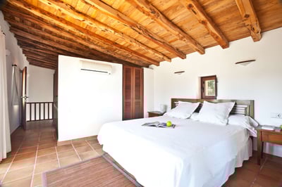 Luxury Villa Photo #21
