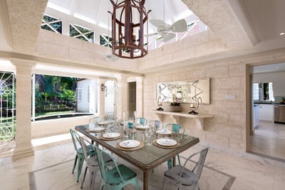 Luxury Villa Photo #7